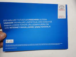 Toyota Yaris 2015 -myyntiesite / brochure