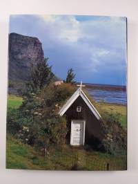 Iceland : 66° north