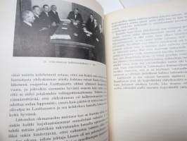 Lauttasaaren kirja - yhdyskunnan historiikki laadittu ennen yhdistymistä Helsingin kaupunkiin