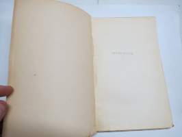 Nuori Suomi XXXXI 1931 kirjallistaiteellinen joulu-albumi, kirjoittajina mm. Santeri Ivalo, Arvi Kivimaa, Olavi Paavolainen, Mika Waltari, Eero Erkko, J. C. Squire