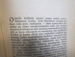 Nuori Suomi XXVII 1918 kirjallistaiteellinen joulu-albumi, kirjoittajina mm. Samuli Paulaharju, F.E. sillanpää, W.W. Tuomioja, Rafael Blomstedt, V. E. Tuompo K. Atra