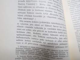 Nuori Suomi XXXVII 1927 kirjallistaiteellinen joulu-albumi, kirjoittajina mm. Arvi Järventaus, Heikki Toppila, Hilja Haahti, Ilmari Pimiä, Ruupert Kainulainen