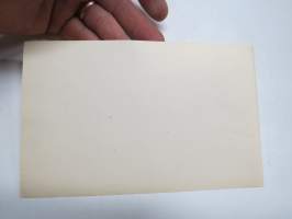 Lea Piltti, oopperalaulaja -nimikirjoitus / signature - autograph