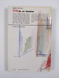 Tiinalla on hauskaa