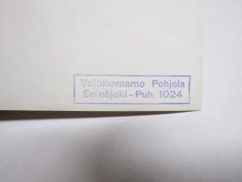 Nuket, nallet, miniylioppilaslakit, Seinäjoki -valokuva