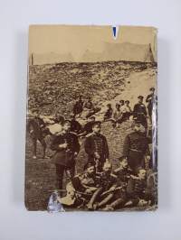 Tuhannenpa verran poikia läksi : Suomen kaarti Balkanin sodassa 1877-1878