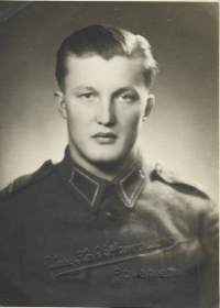 SA sotilas 1944 valokuva 6x9 cm