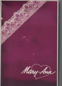 Mary-Ann Suomen Silkkikutomo  naisten aluasu nr 44   täysi  tuotepakkaus  30x21x2,5 cm