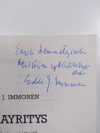 Uhkayritys : runoja ja mietteitä viidenkymmenen vuoden ajalta (tekijän omiste, signeerattu, ERINOMAINEN)