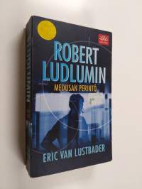 Robert Ludlumin Medusan perintö