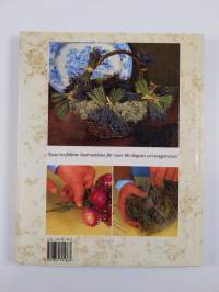 The dried flower arranger
