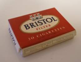 Bristol Filter 20 - tyhjä tupakka-aski