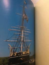 Connecticut - A Picture Book to Remember Her by