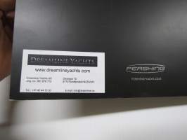 Pershing Boats - moving idea -luksusveneiden myyntiesittelykirja / tuoteluettelo, englanninkielinen