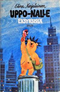 Uppo-Nalle eksyksissä, 1984. 1.p. Isoäiti on voittanut kakkureseptikilpailussa matkan Amerikkaan ja reissulle isoäiti ottaa mukaan Reetan,Uppiksen ja Laulavan Koiran