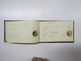 E.E. -muistokirja teksteineen, käytetty vv. 1941-1951, 7 kiiltokuvaa