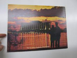 Walt Disney World a pictorial souvenir - The Vacation Kingdom of the World -esite
