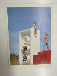 Play - children´s most important work - An introduction to Lego-Group -esite