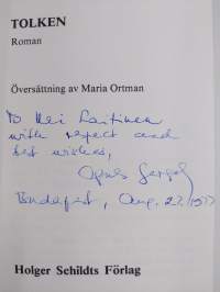 Tolken : roman (signeerattu, tekijän omiste)
