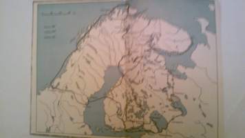 Retkeilyjä kolmessa maanosassa