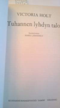 Tuhannen lyhdyn talo