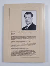 Kovaa työtä ja sopeutumista