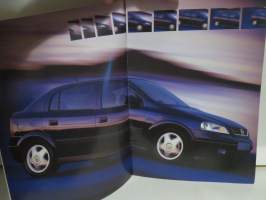 Opel Astra - esite