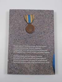 YK-kenraalin puumiekka : Yhdistyneiden kansakuntien Suomen komppania 1956-1957 (signeerattu, tekijän omiste)