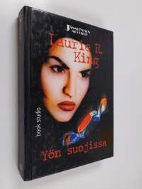 Yön suojissa