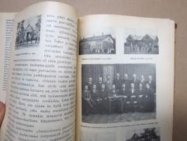 Työväen Kalenteri 1918, sis. mm. seur. artikkelit; (Venäjän) Vallankumouksen pyörteissä, Kun jääpalatsi sortui, Muurmannin rannalta, Pönttövuoren