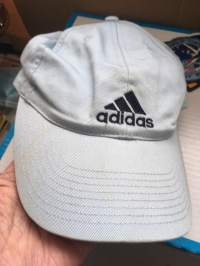 Lippis - Adidas