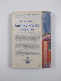 Aurinko kiertää rataansa