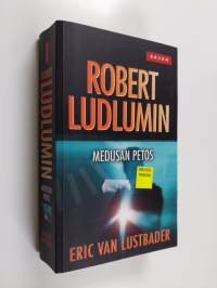 Robert Ludlumin Medusan petos