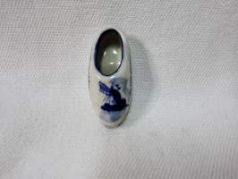 Posliinipuukenkä Delft Blue (1)