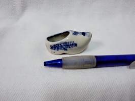 Posliinipuukenkä Delft Blue (1)