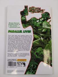 The green hornet : Parallel lives vol. 1