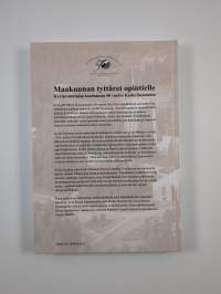 Maakunnan tyttäret opintielle : hyvinvointialan koulutusta 50 vuotta Keski-Suomessa