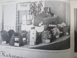 Kotiliesi 1929 nr 22, Kansikuva Ilmari Huitti - Inkeri, Asumistason kohoaminen kaupungeissa, Kahvimyssynäyttely, Kotijuustoista (ja juustomuoteista), Turkistavarat