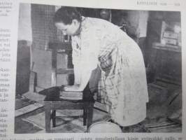 Kotiliesi 1929 nr 22, Kansikuva Ilmari Huitti - Inkeri, Asumistason kohoaminen kaupungeissa, Kahvimyssynäyttely, Kotijuustoista (ja juustomuoteista), Turkistavarat