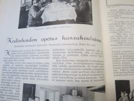 Kotiliesi 1929 nr 18, Kansikuva Vilho Sjöström - Aidalla, Pikkulapsi ja pahat voimat, Anna Sahlstén 70 v., Berliinin Kaasu- ja vesinäyttely, Vauvanvaatteet, Kaali ym