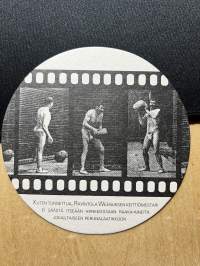 Jos tulet kotiin hesarin ilmestymisen jälkeen, lue silloin tuoreimmat uutiset Ilta-sanomista! -lasinalunen / coaster