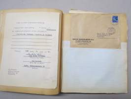Elettyä ja koettua vv. 1949-51 -turkulaisen virkanaisen elämää leikekirjan muodossa, erilaisten tapahtumien ohjelmia, pääsylippuja, matkalippuja, ilmoituksia...