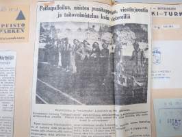 Elettyä ja koettua vv. 1949-51 -turkulaisen virkanaisen elämää leikekirjan muodossa, erilaisten tapahtumien ohjelmia, pääsylippuja, matkalippuja, ilmoituksia...