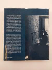 Arkkitehdin työ : Suomen arkkitehtiliitto 1892-1992 = Arkitektens arbete : Finlands arkitektförbund 1892-1992