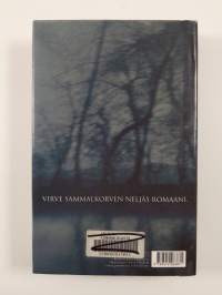 Metsän keskellä maja