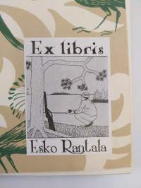 Lintuja luonnossa