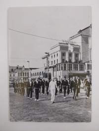 Tampereen voimisteluyhdistys r.y. 1882-1982