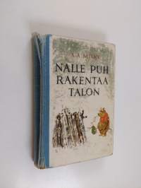 Nalle Puh rakentaa talon