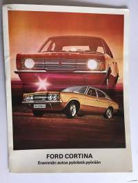 Myyntiesite - Ford Cortina - Enemmän autoa pyörästä pyörään (pysty)