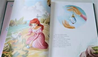 Jalokiven säihkettä 4 Disneyn prinsessa satua